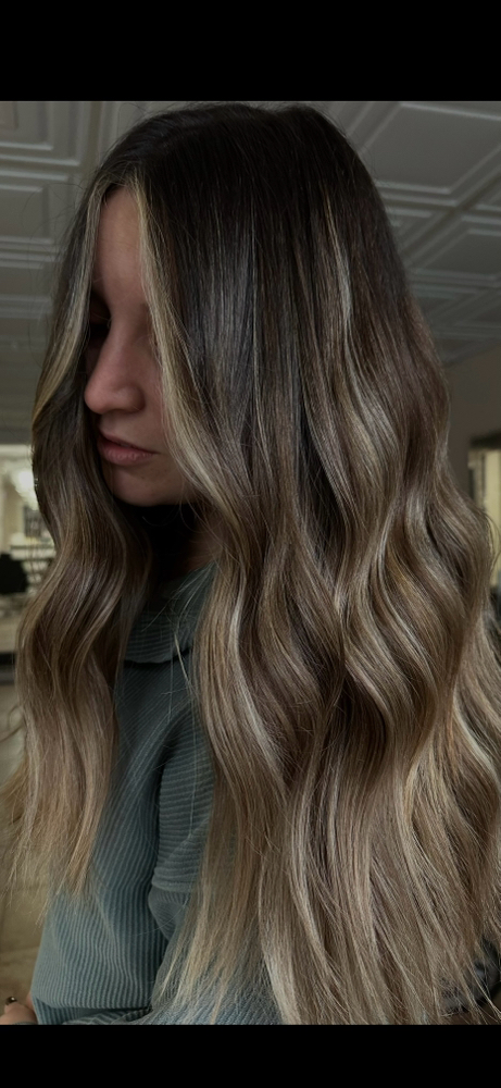 Face Frame Highlights at Lexidoesmyhair_ in Lindenhurst, NY