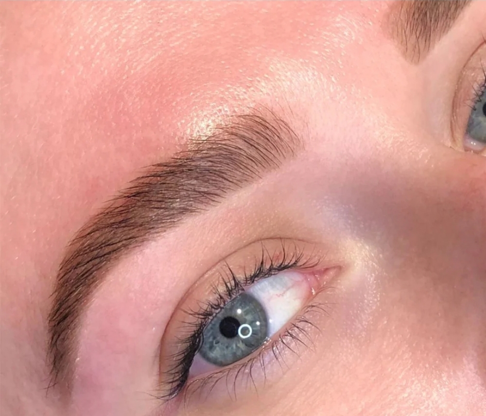 Eyebrow Tinting and Shaping