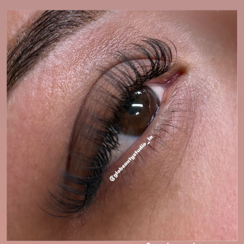 Lash Extensions Classic at Glo Beauty Studio LLC in Los ANGELES, CA