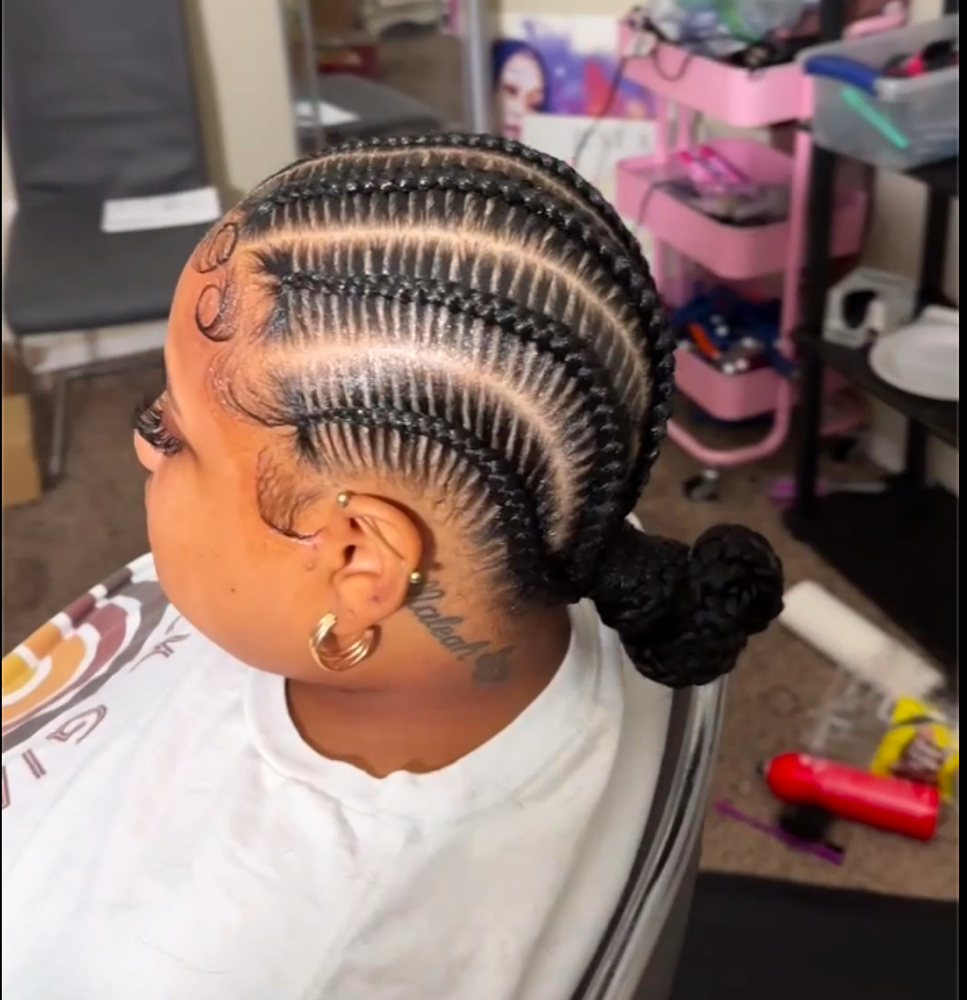 Large Stitch W/ Bun