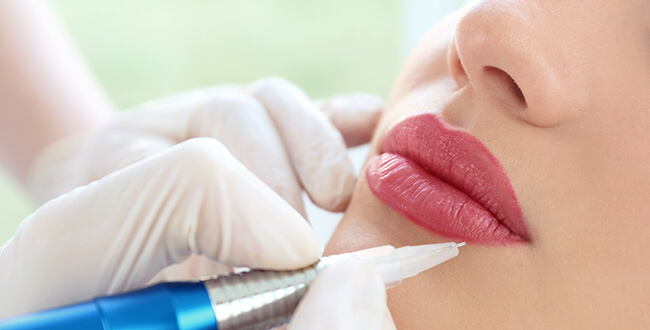 Lip Touch Up *Read Description*