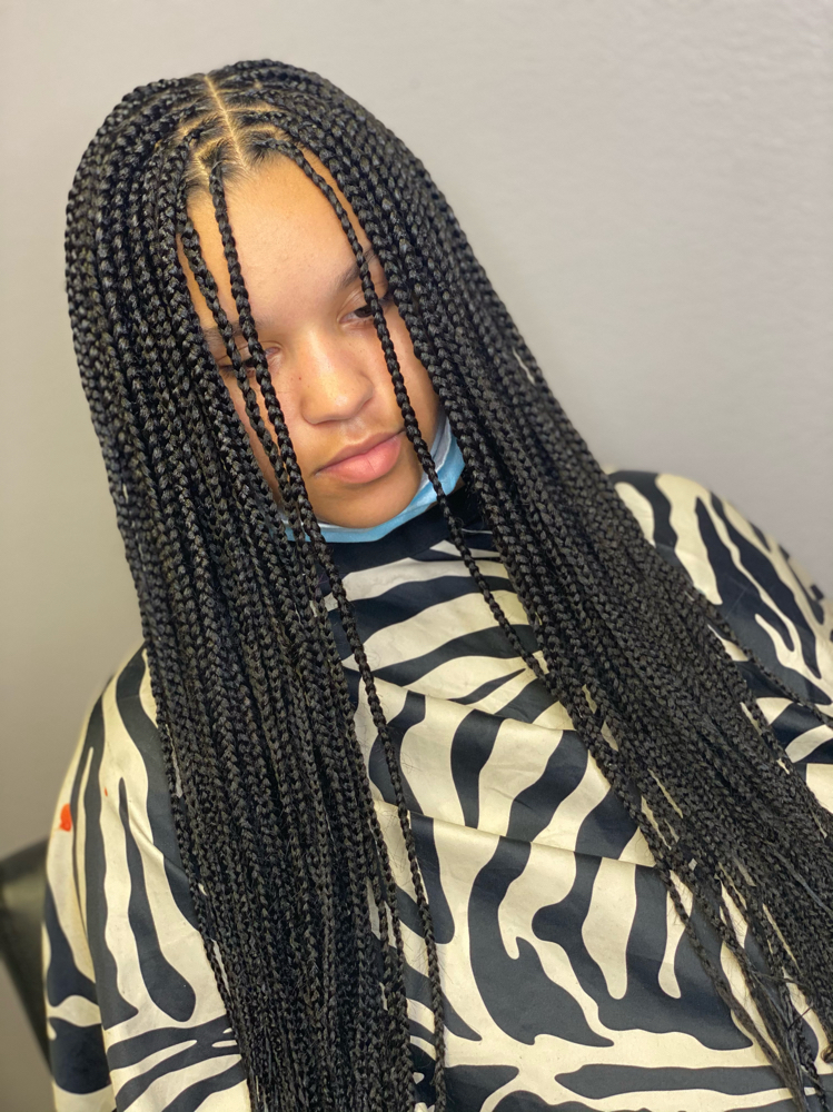 Small Knotless Braids