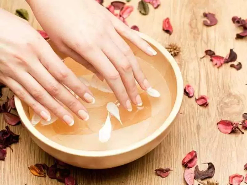 Hot Oil Manicure