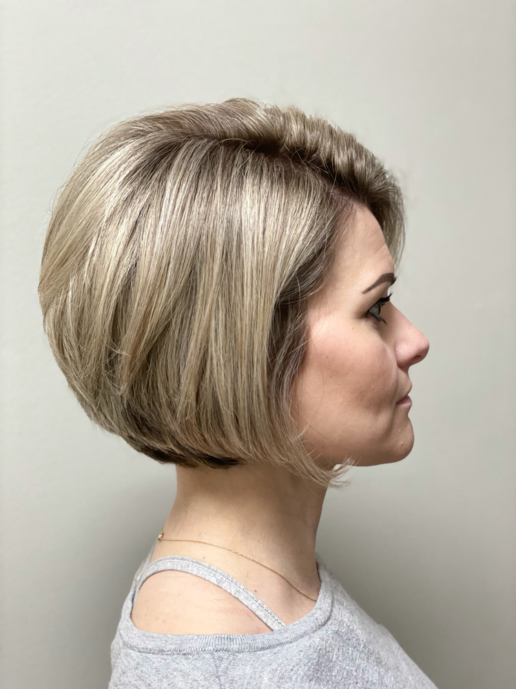 Women’s hair cut