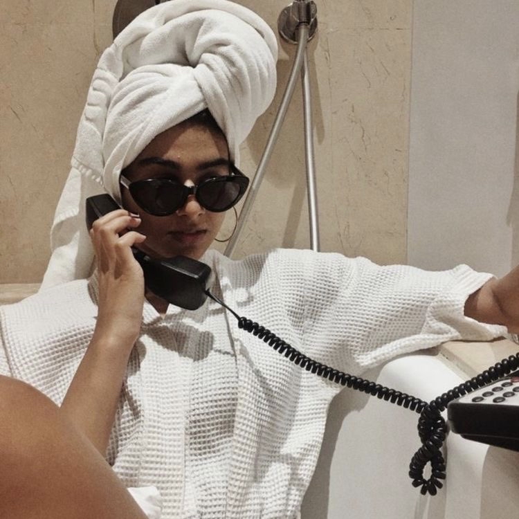 Skin + Nails + Lash Consultation