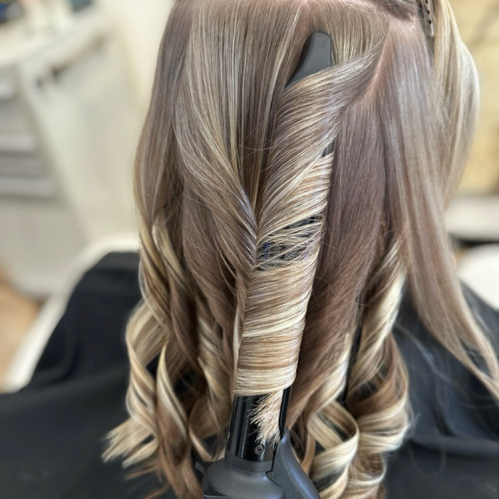 Hot Tool Add On at Groovy Beauty Babes in San Antonio, TX