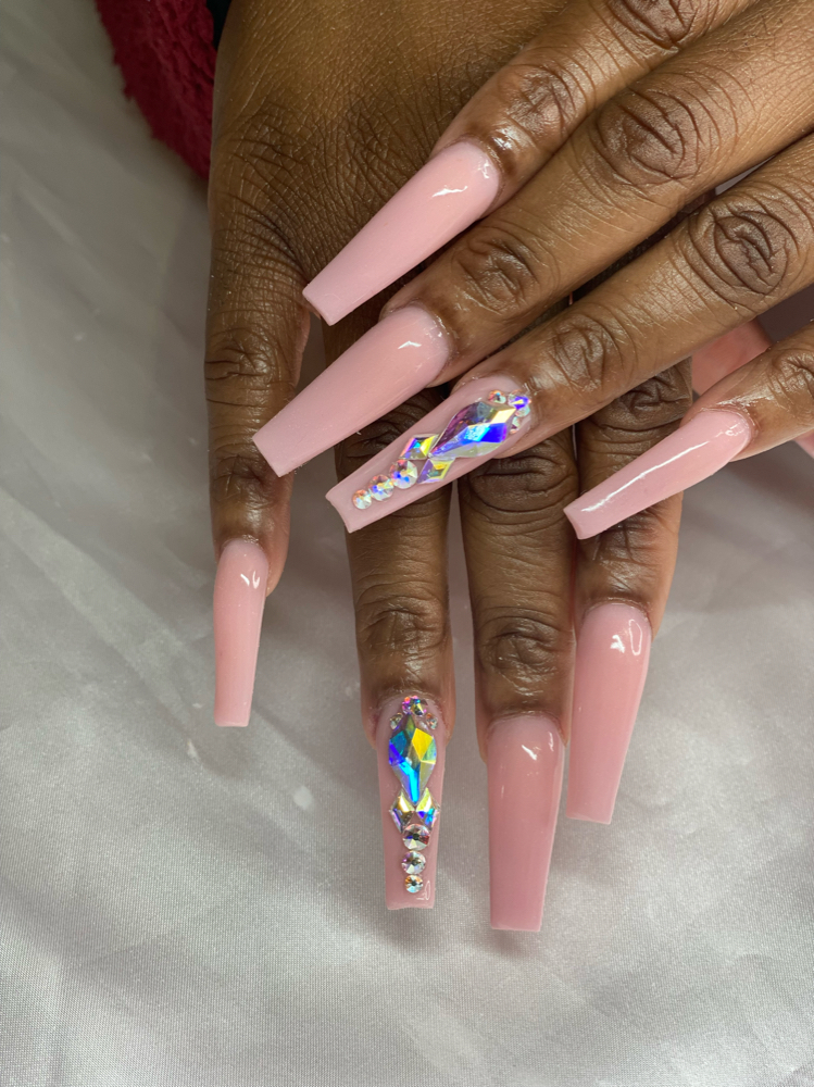 Basic w/ Accent Nail