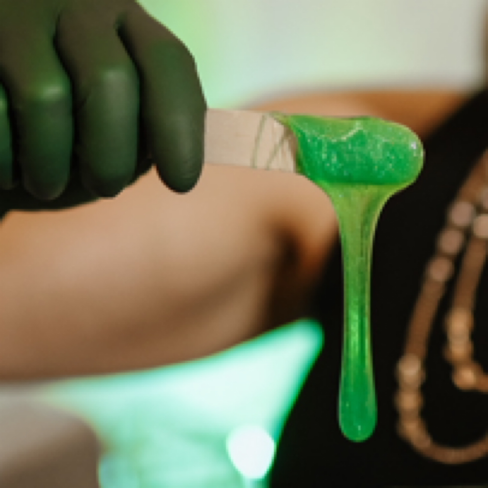 Underarm Wax at Emerald Elegance in Windsor Heights, IA