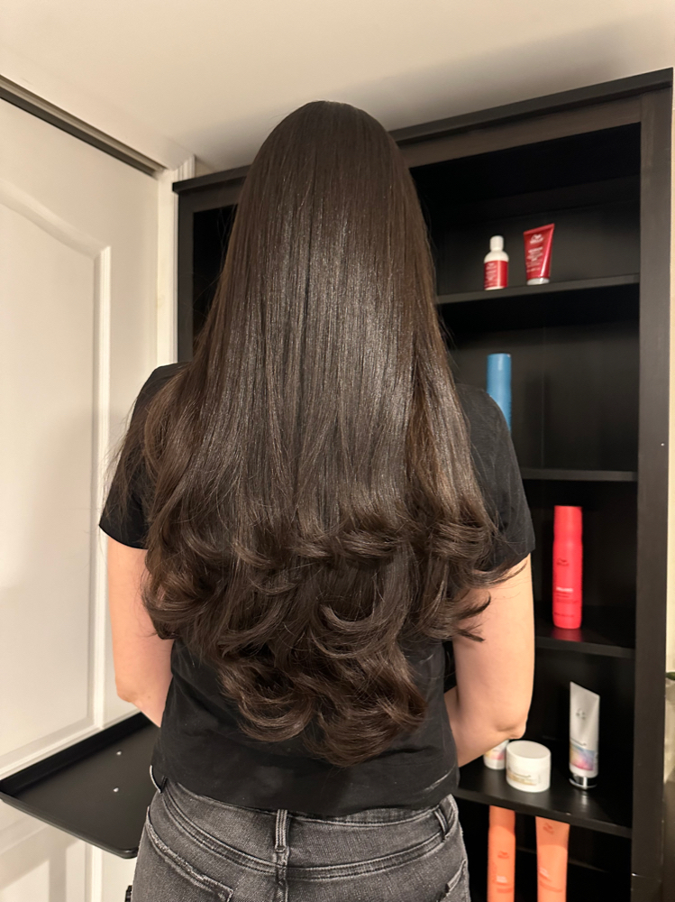 Women Haircut Layers