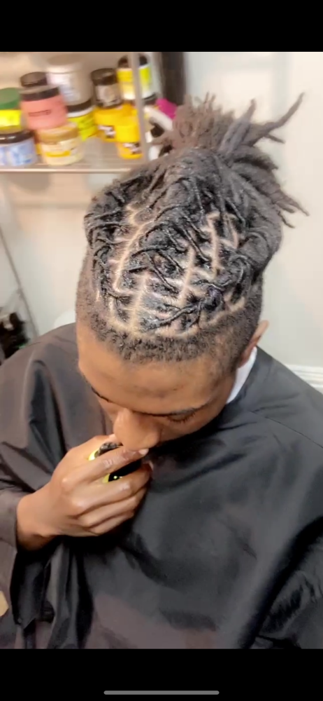 Small Long Dreads Retwist W/style