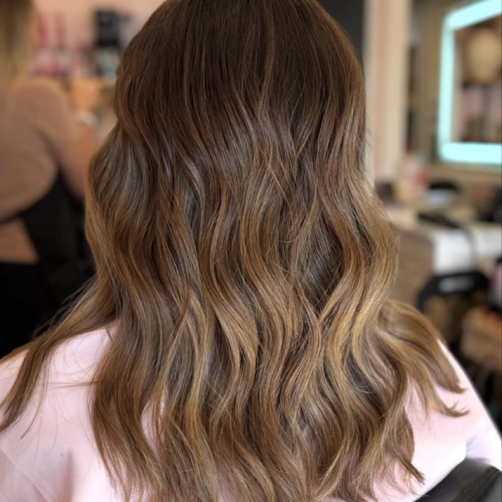 Partial Lowlight at Revive Beauty Lounge in Bluffton, IN