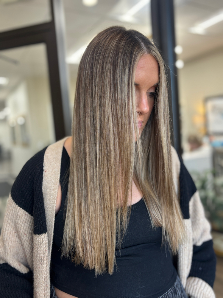 Deep Conditioning Treatment at Salon Social & Co in Peoria, IL