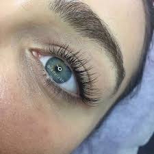 Eyelash Extension Removal