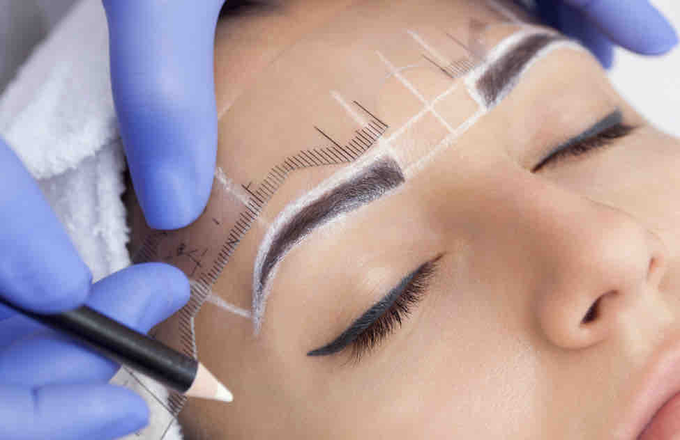 VIP Brow Sculpting