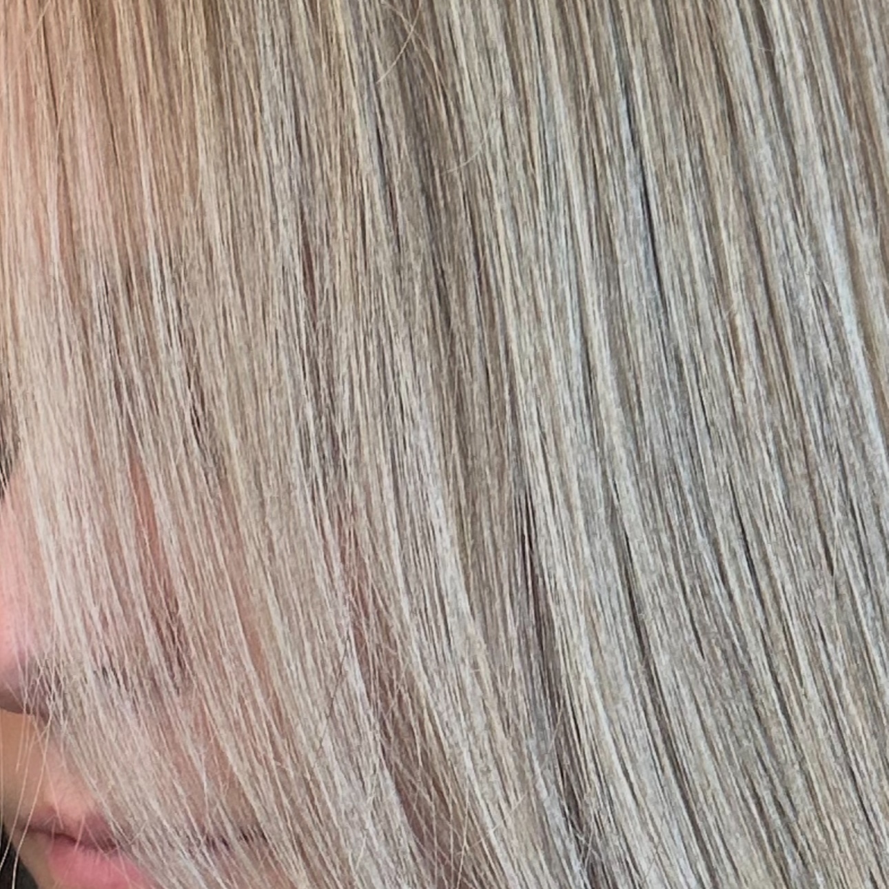 Root retouch at manesbymaycee in Decatur, IL