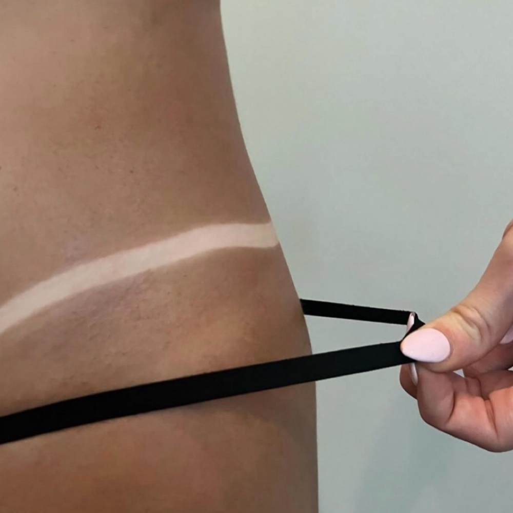 Full Spray Tan at Summer South