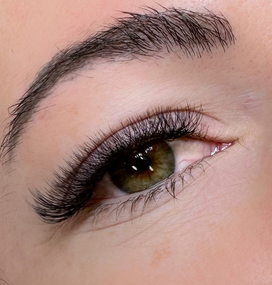 Hybrid Lashes