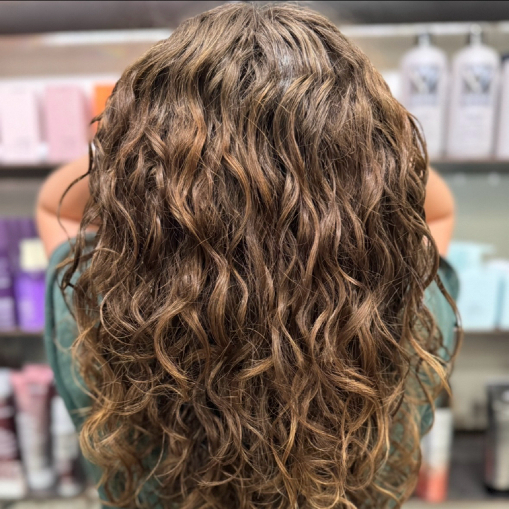 Curly Cut at ROAR in Austin, TX