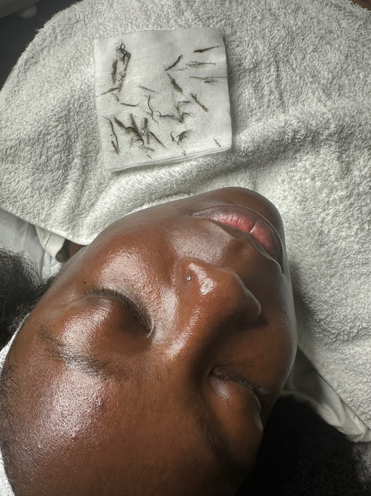 Express Dermaplaning Facial