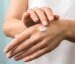 Glo2Body: Hand Treatment