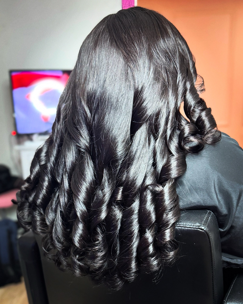 Blowout & Curls (no Pressing)