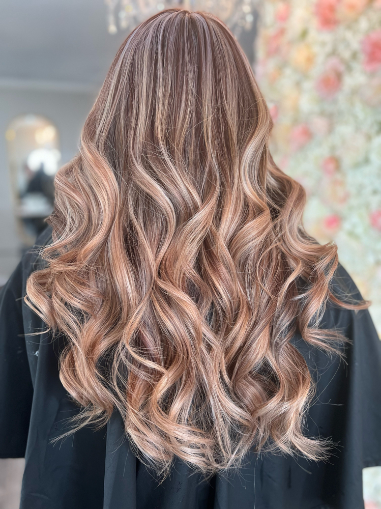 Highlights at Hair By Mary in Dinuba, CA
