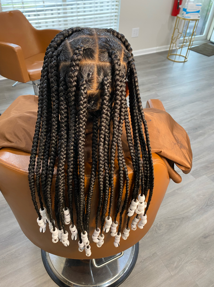 Large Knotless Box Braids