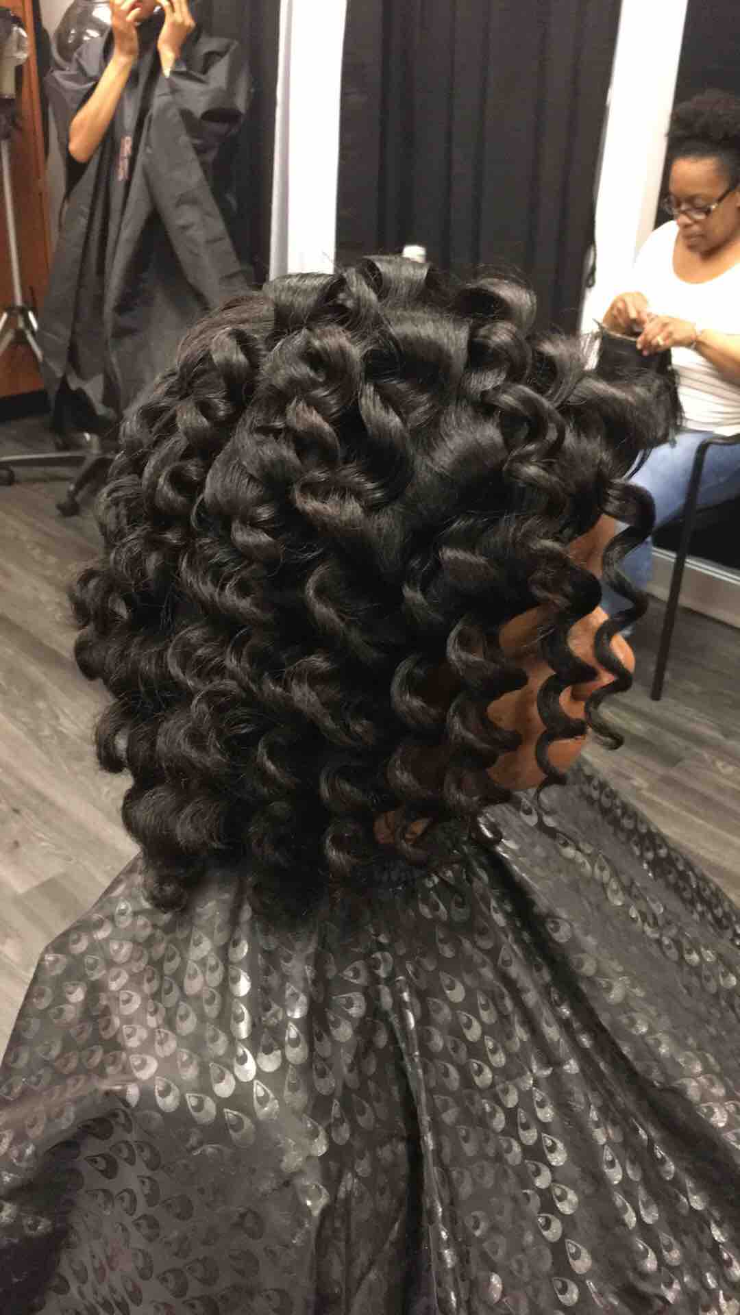 Wand Curls With Shampoo & Blow Out