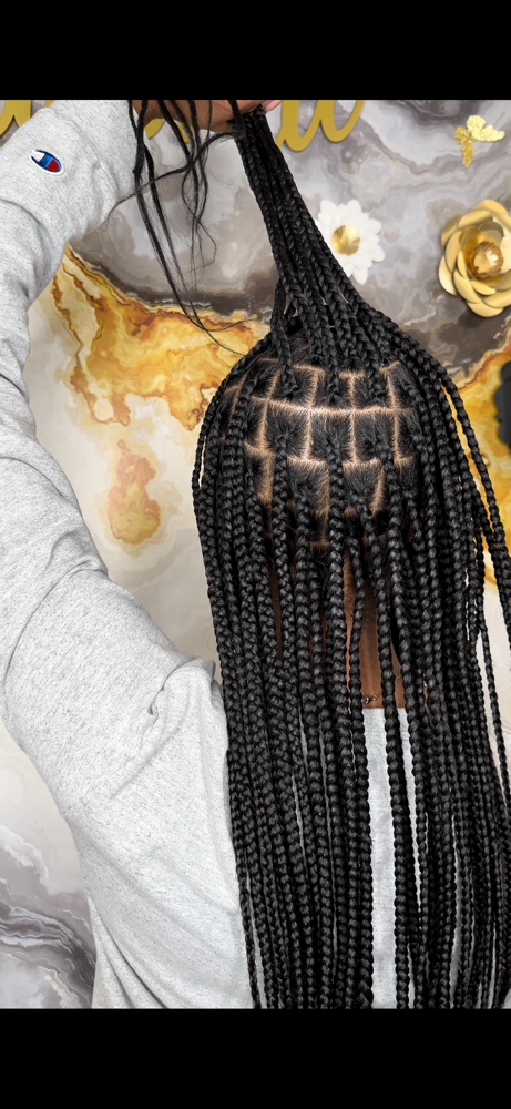 Medium Knotless Braids