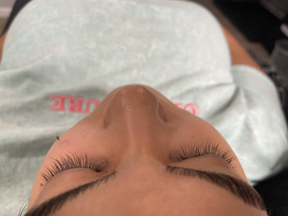 Lash Removal &/or Deep Clean at Ellie’s Lair in Philadelphia, PA
