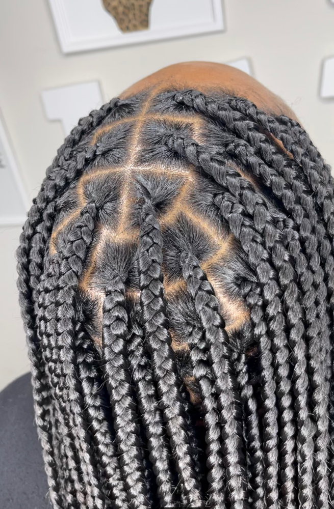 Smedium Knotless braids