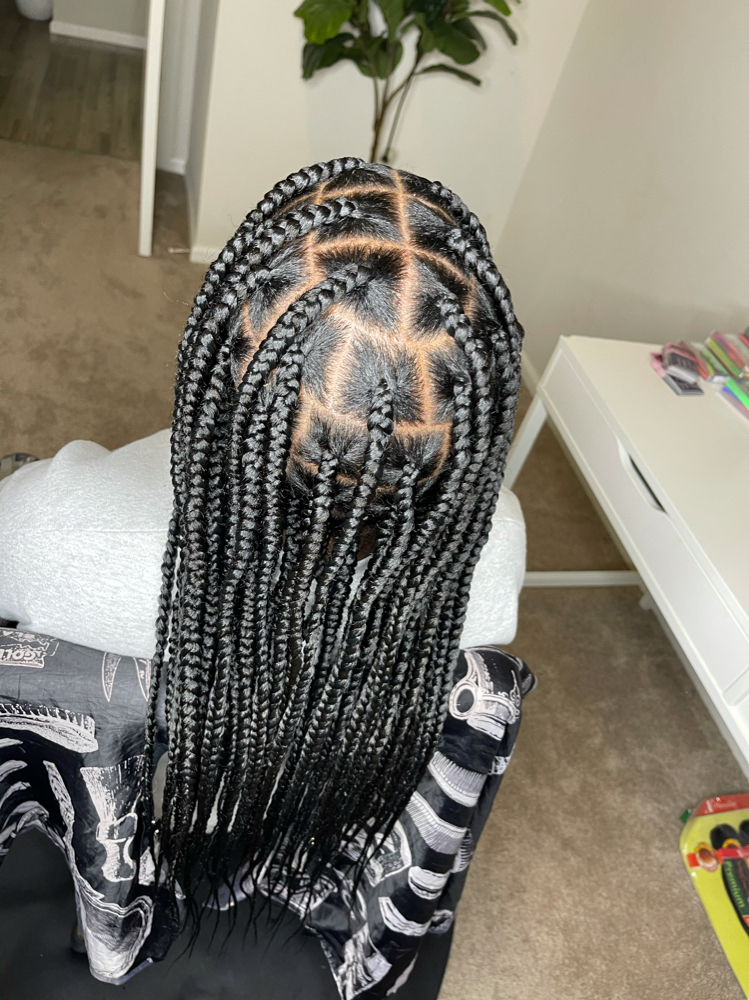 Large knotless Braids