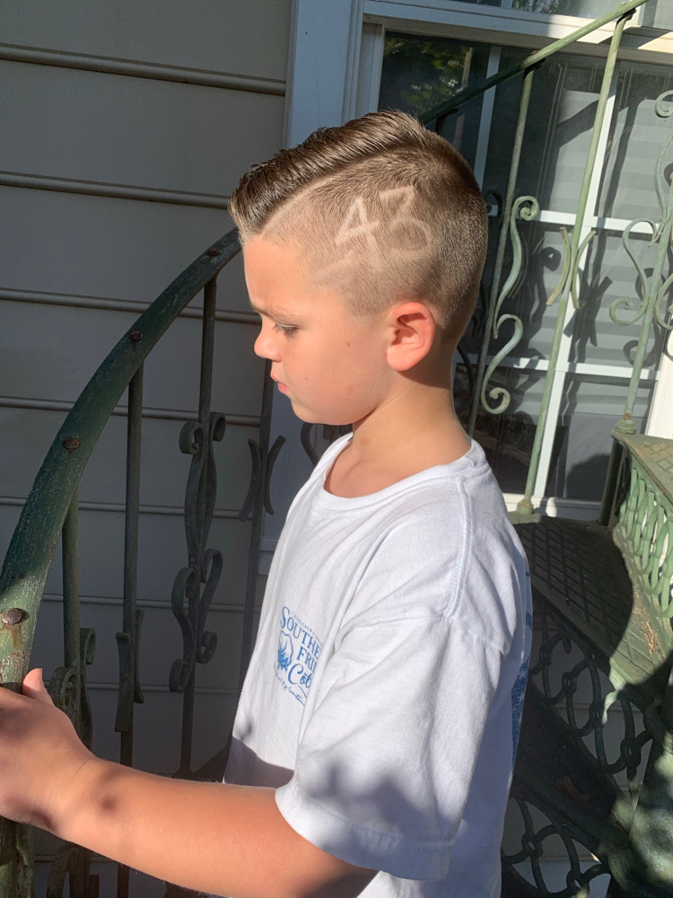 Kids Haircut (10 & Under)