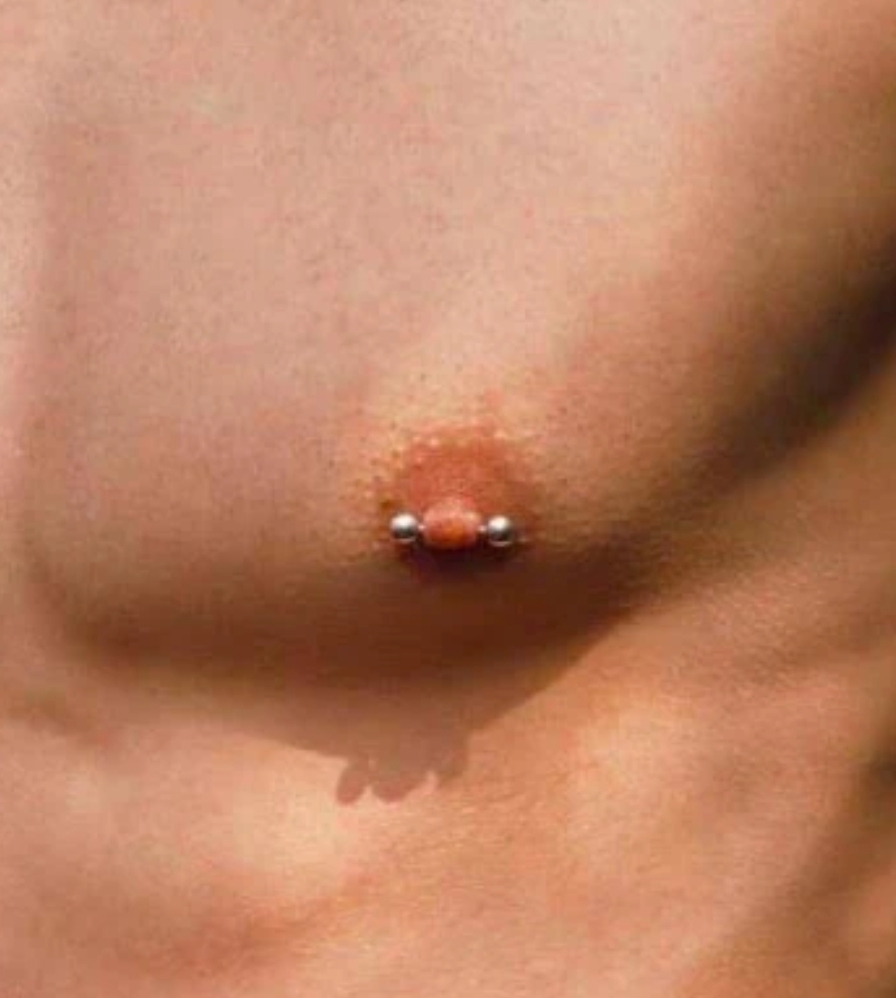 NIPPLE PIERCING