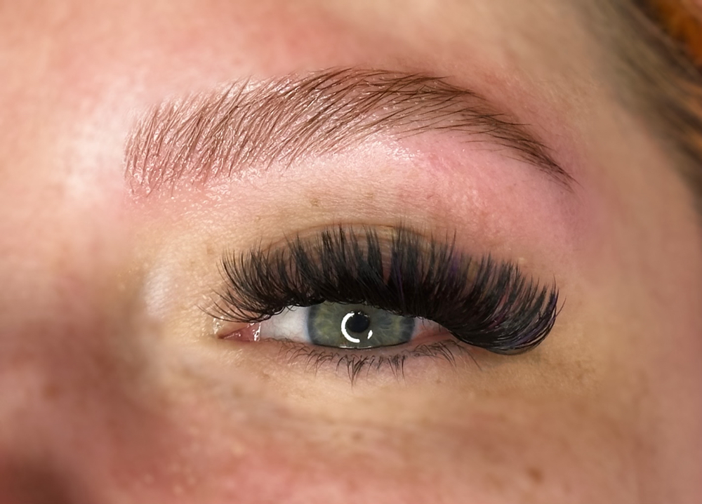 Brows at Luxx Beauty Lounge Co in Dallas, TX