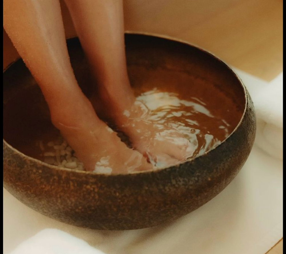 Regular Polish Pedicure