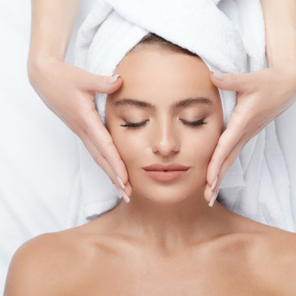 Mini Facial -Lily at Vibez & Vanity Salon in Tucson, AZ