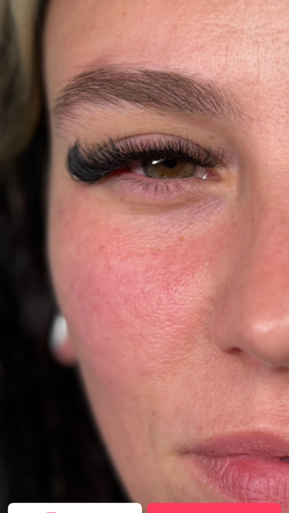 Volume/W Lashes 2 Week Fill
