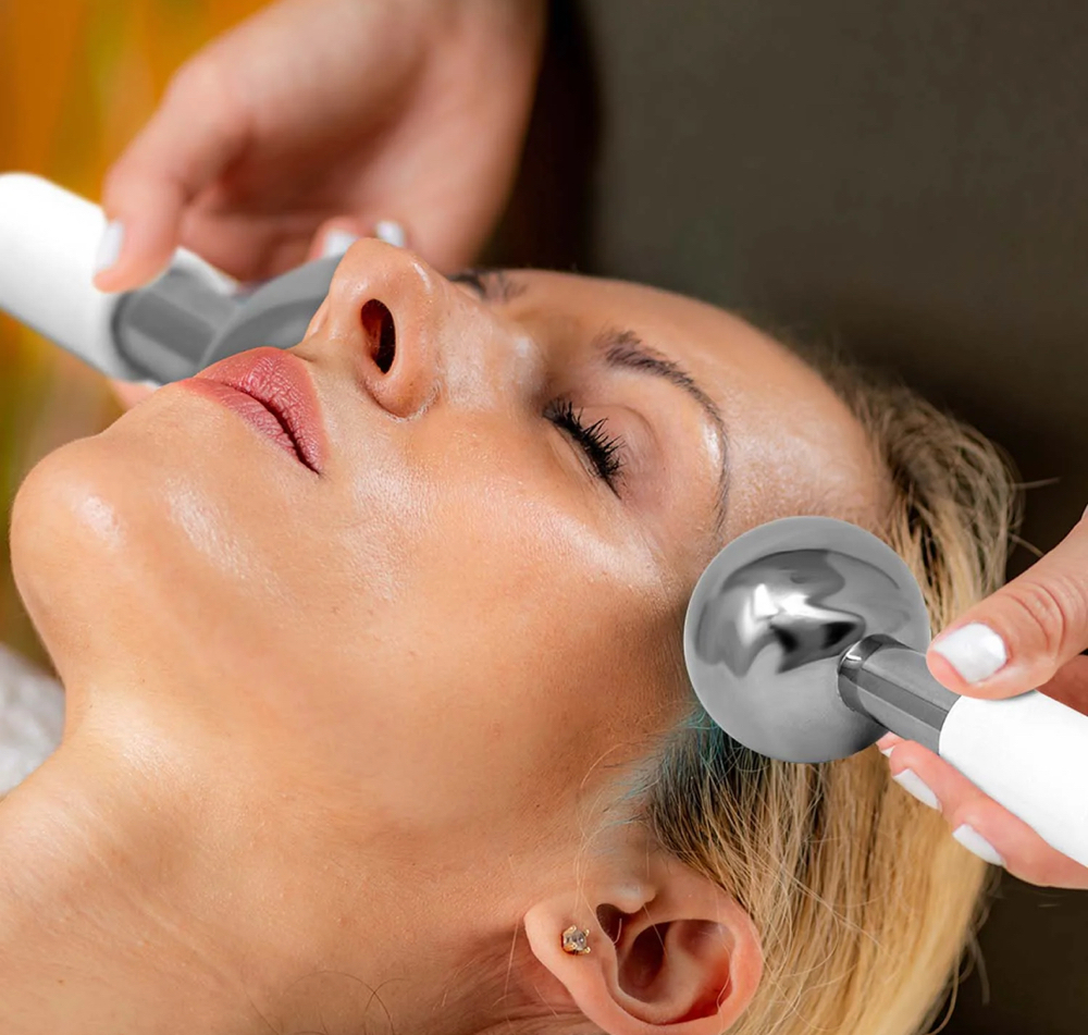 Add On Cold Therapy Facial Massage at Meagan  Arvin HMUA in Irvine, KY