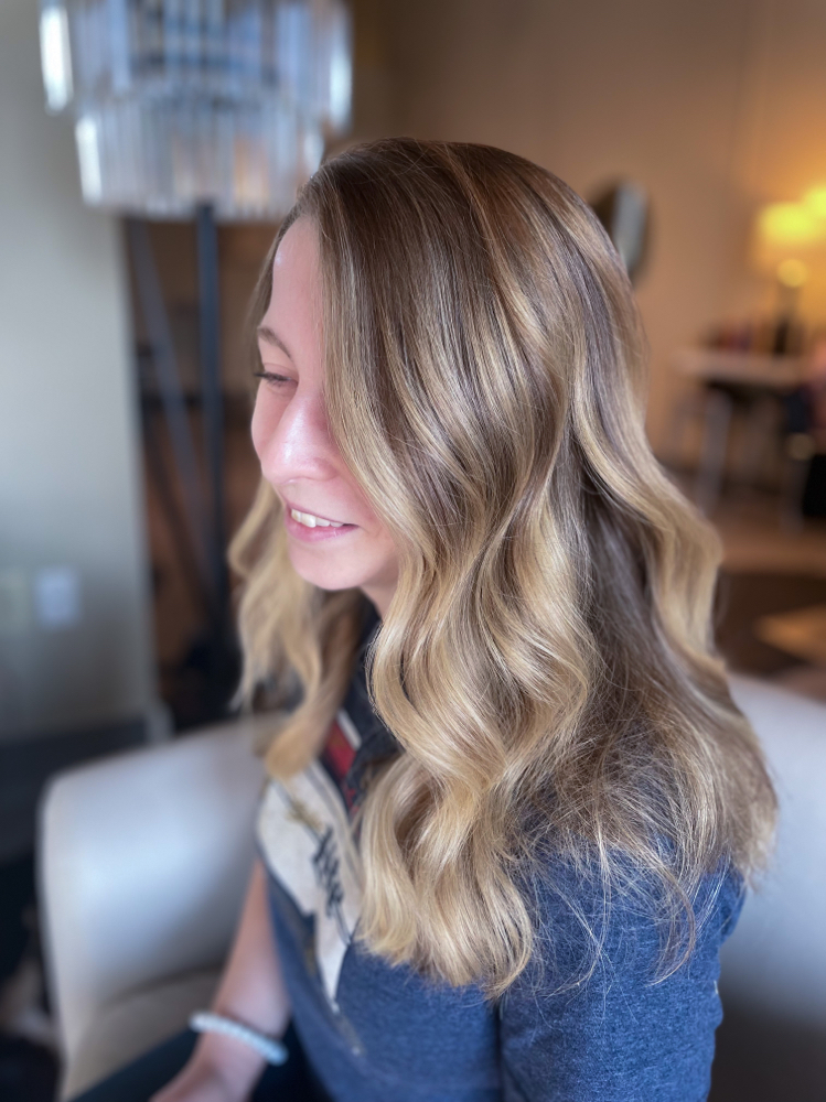 Full Lived in Color - Julie
