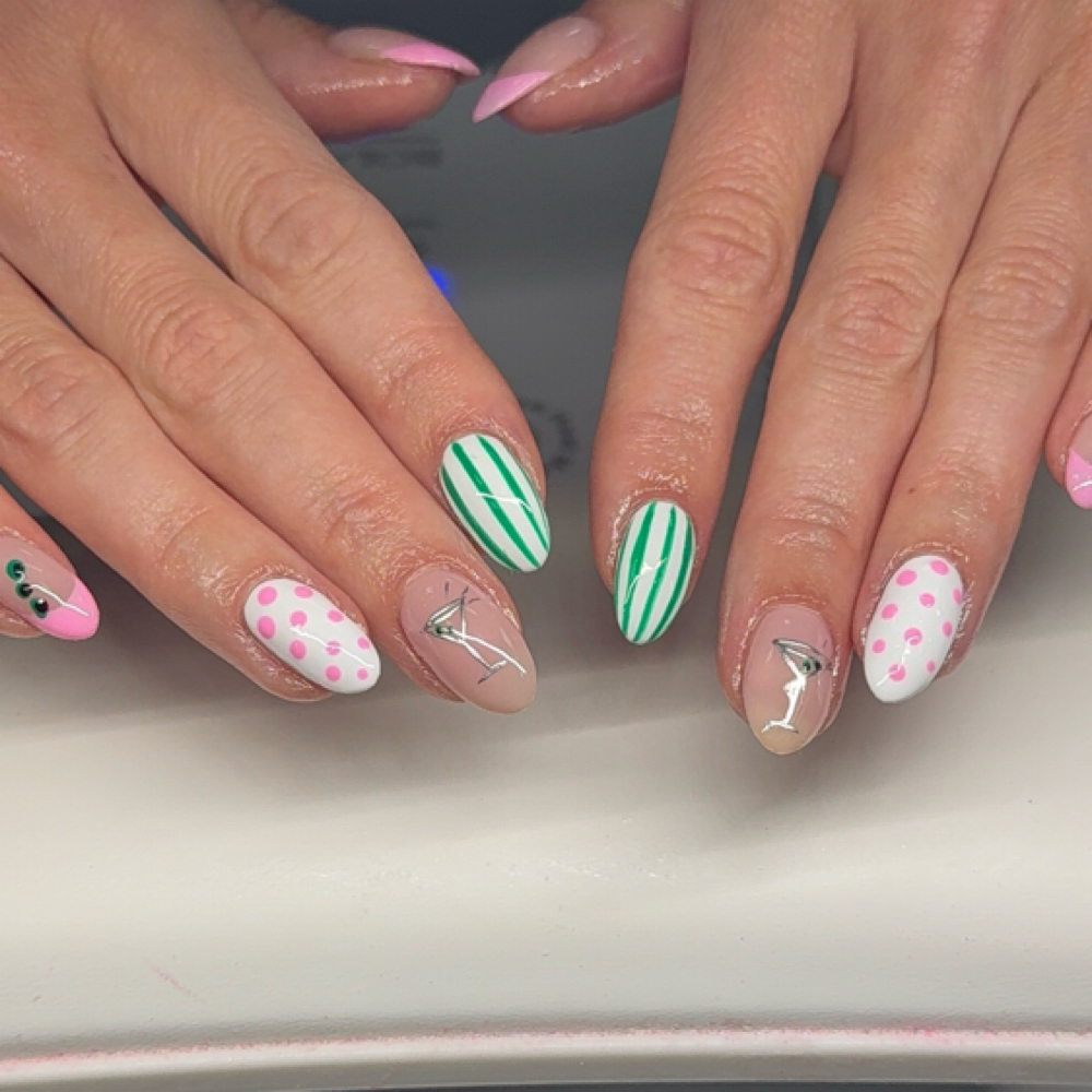 Full Design at Clawz By Harmony in Davison, MI