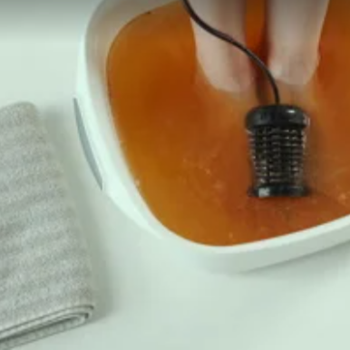 Foot Bath Detox (60 minutes) at Enhance Spa in Barrington, IL