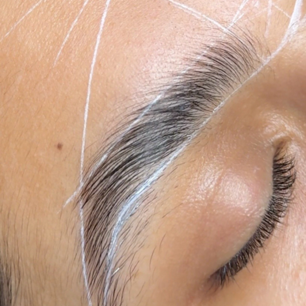 Eyebrow Design And Wax at Josie X Aesthetics in Carson, CA