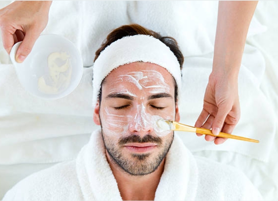 Gentleman's Rejuvenating Facial