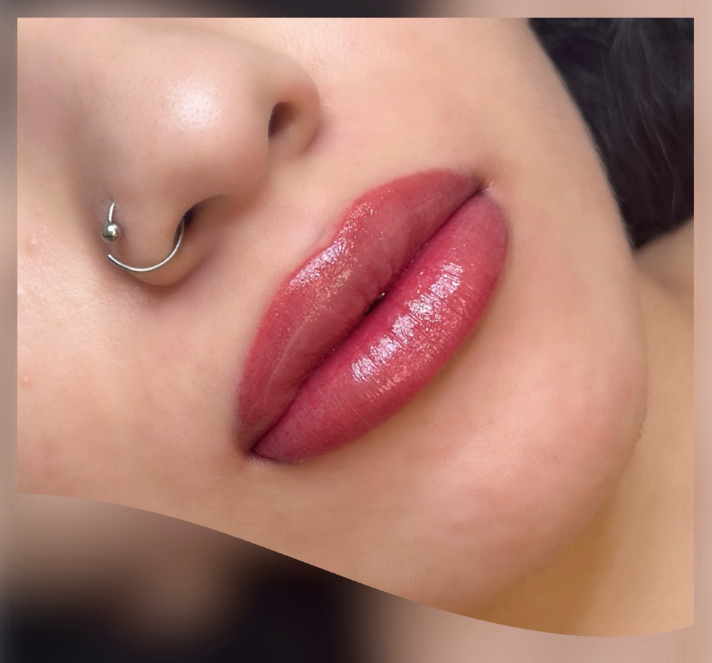 Lip blush