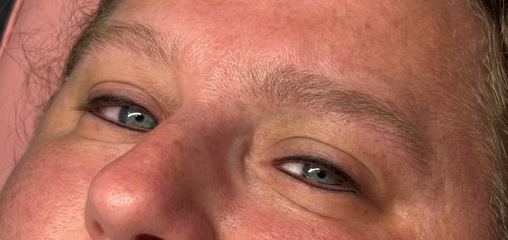 Permanent Eyeliner (bottom)