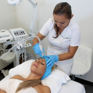 Hydro Dermabrasion