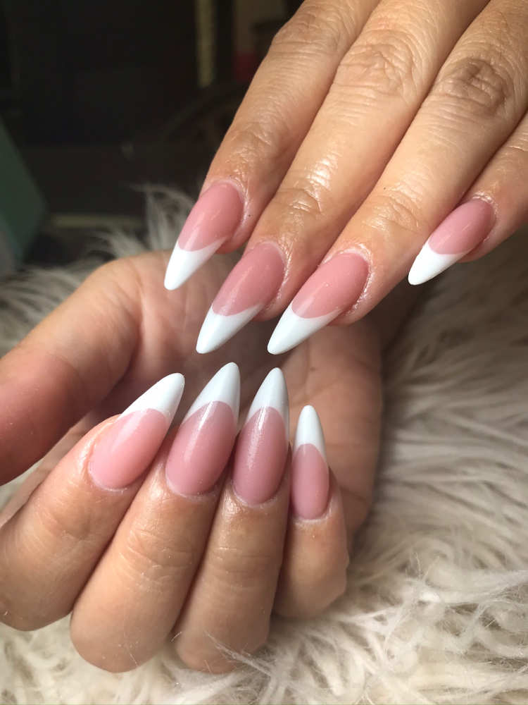 Full Set French Tip ( Short)