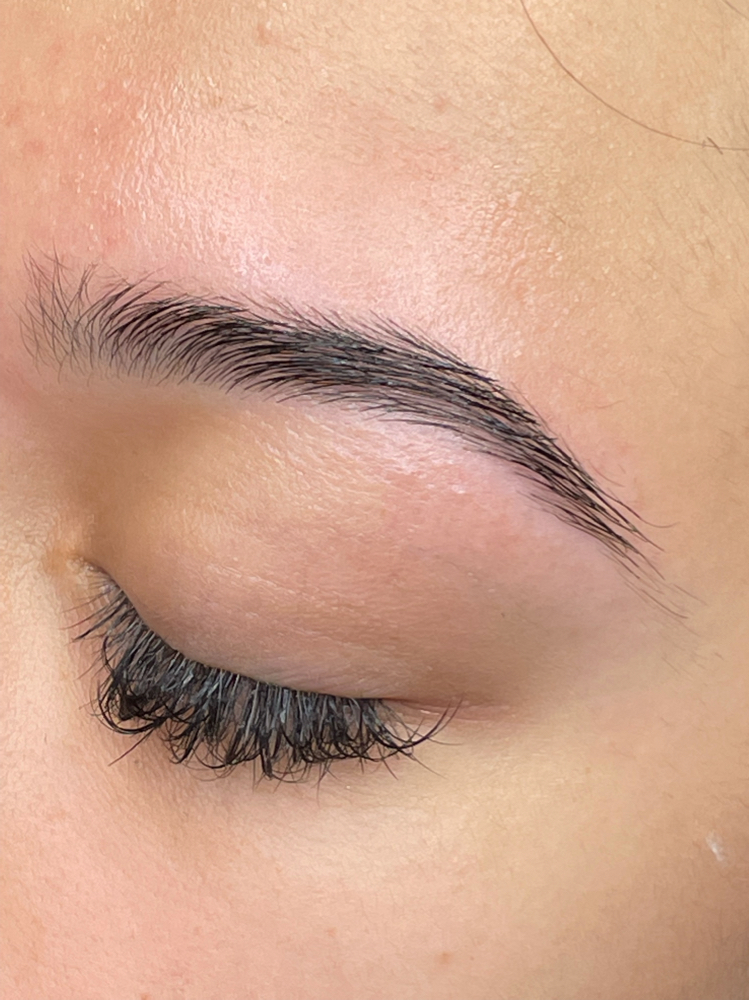 Brow Shaping With Tint