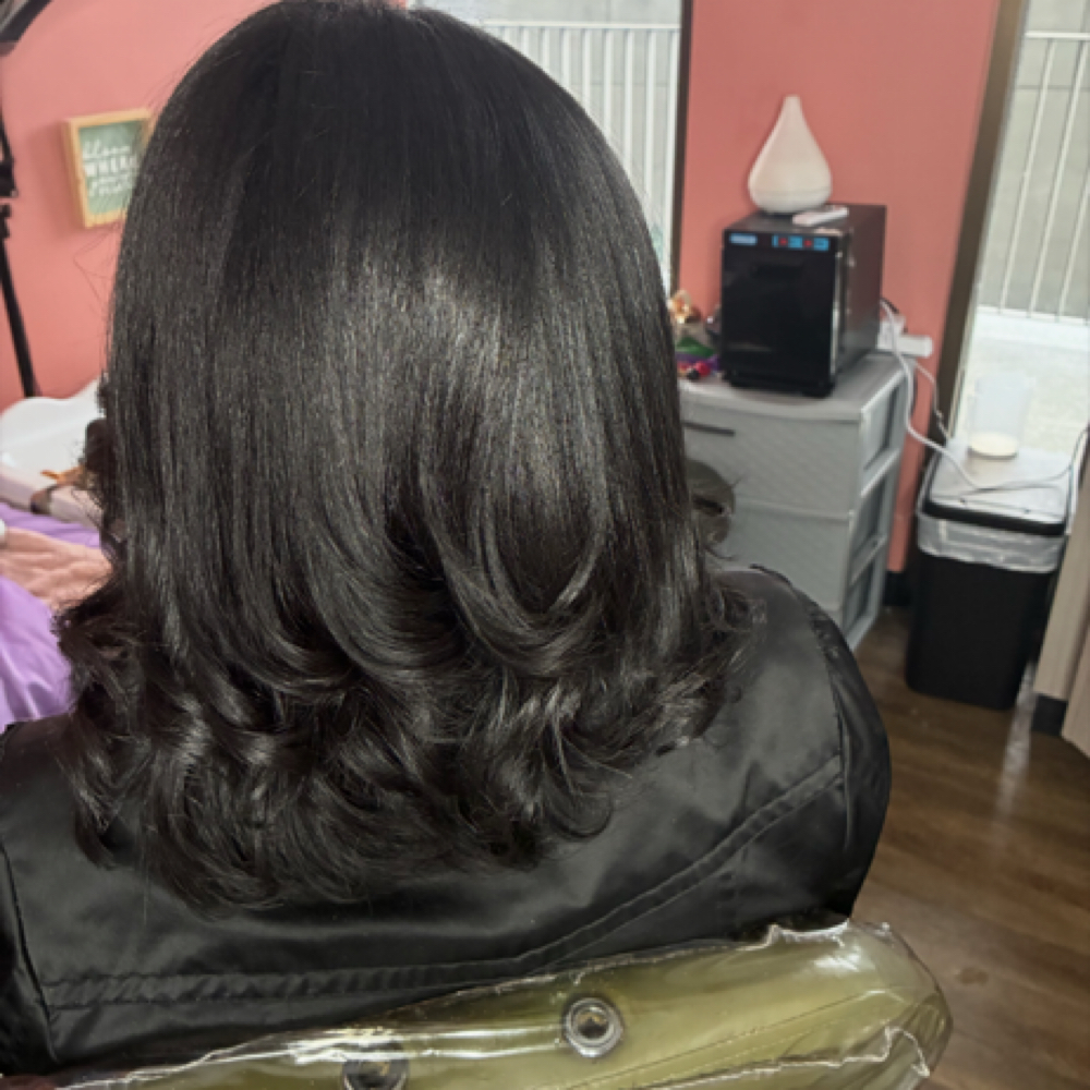 Return Silk Press at Chavonne’s Salon in Richmond Heights, MO
